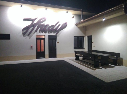 Večerní návštěva ve Vinařství Hradil
