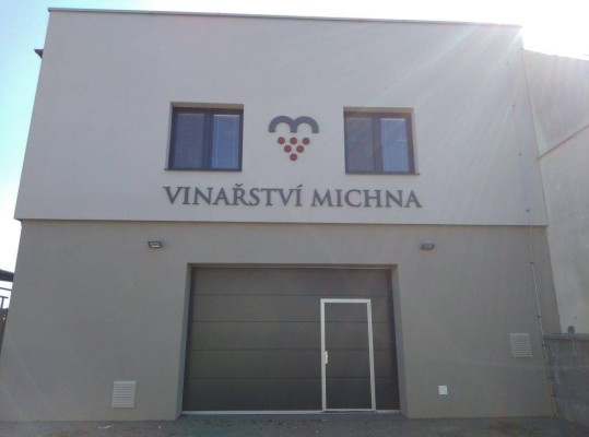 Sladce strávený večer ve „Vinárně“ U Kamila Michny … :)